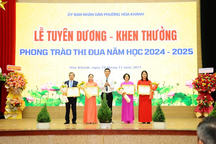 TRÚC XINH "NHỮNG NỐT NHẠC VUI"